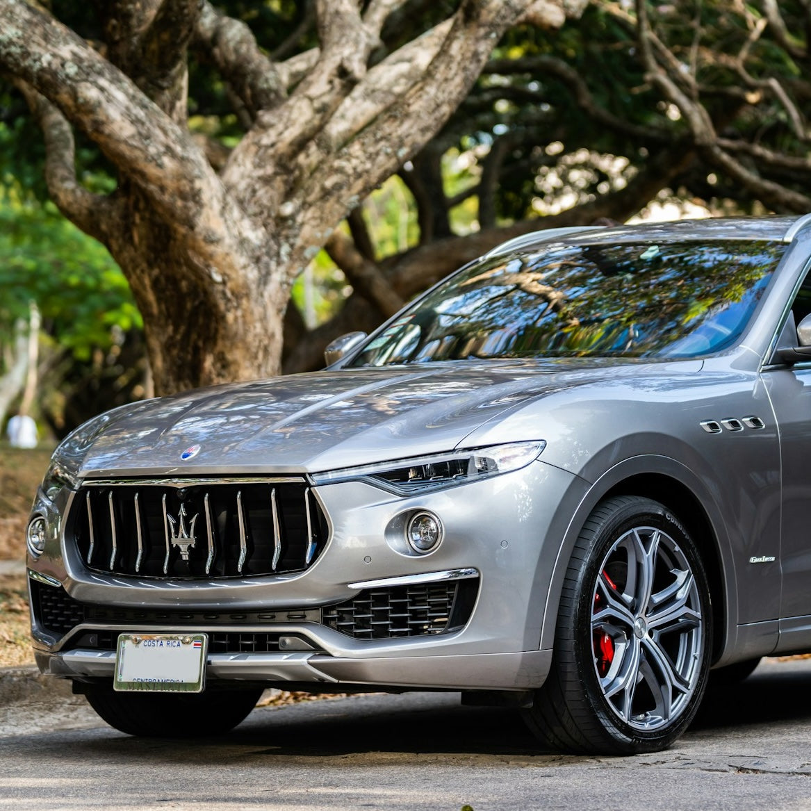 Maserati Levante Ski Rack/Carrier